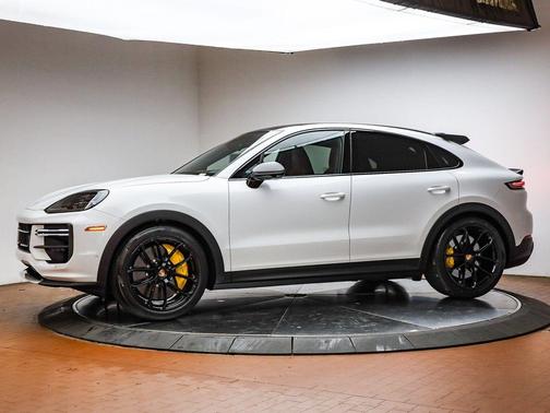 2026 Porsche Cayenne Turbo GT
