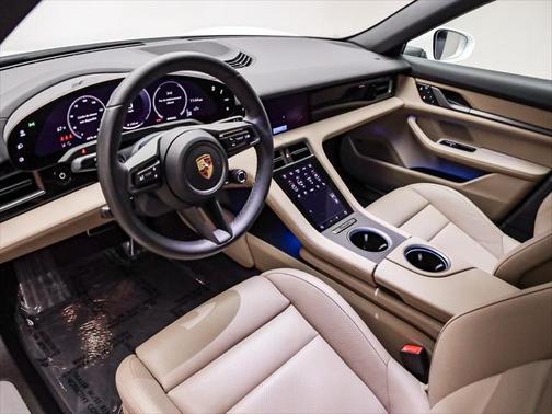 2025 Porsche Taycan