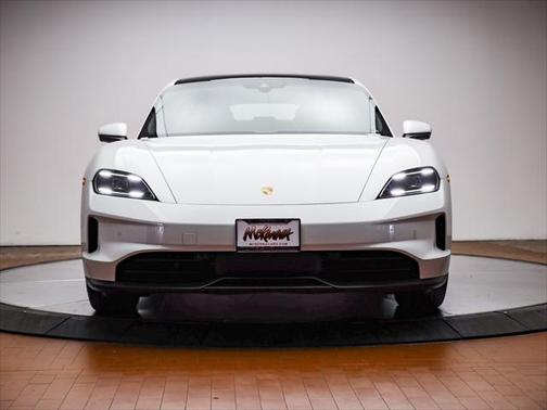 2025 Porsche Taycan