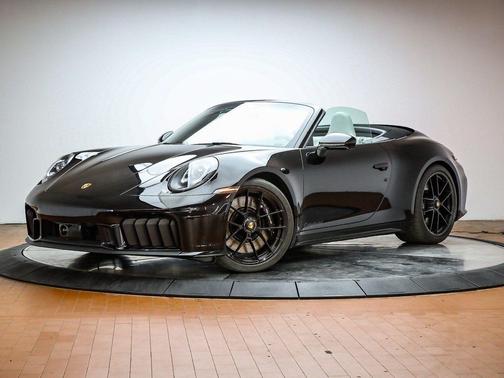 2026 Porsche 911 Carrera 4 GTS