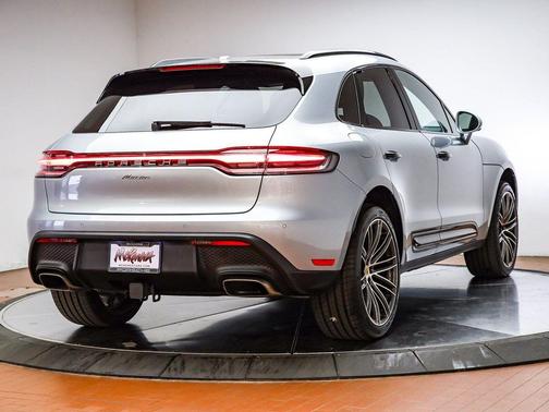2025 Porsche Macan 