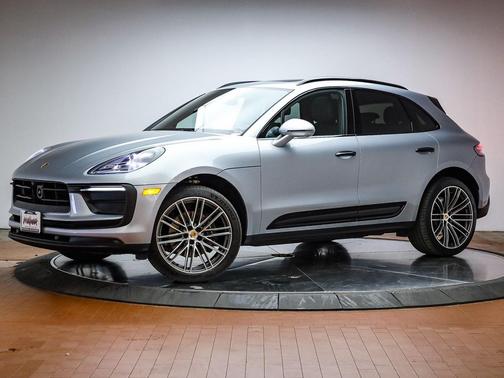 2025 Porsche Macan T