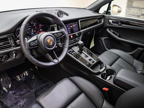 2026 Porsche Macan T