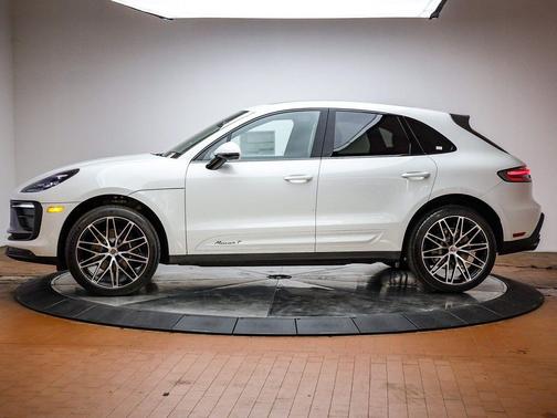 2026 Porsche Macan T