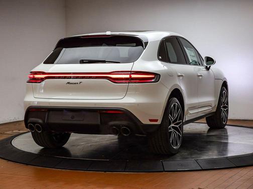 2026 Porsche Macan T