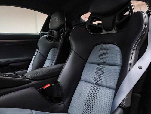 2024 Porsche 718 Cayman GT4 RS