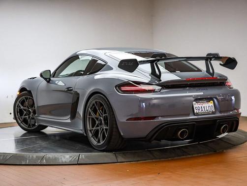 2024 Porsche 718 Cayman GT4 RS