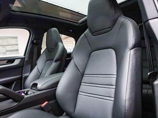 2026 Porsche Cayenne S