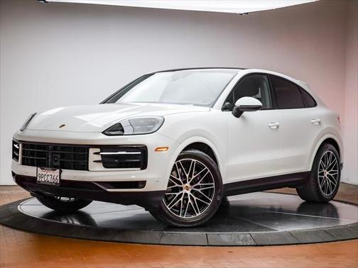 2025 Porsche Cayenne Premium Package Plus