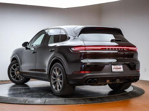 2025 Porsche Cayenne Cayenne