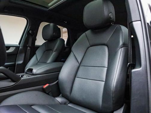 2025 Porsche Cayenne Cayenne