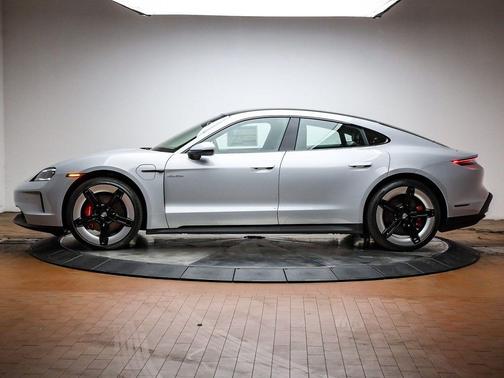 2026 Porsche Taycan 4S