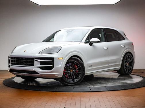 2026 Porsche Cayenne GTS
