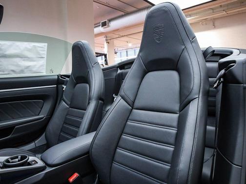 2026 Porsche 911 Carrera