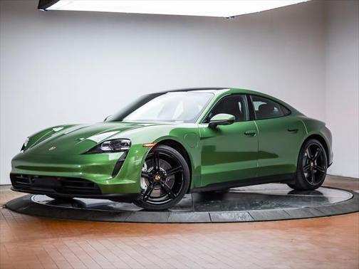 2022 Porsche Taycan RWD
