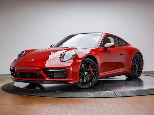 2024 Porsche 911 Carrera 4 GTS