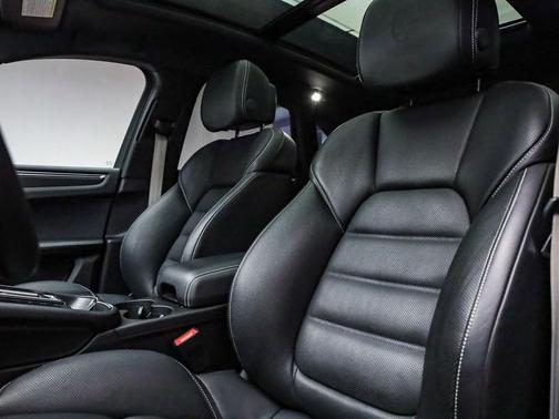 2022 Porsche Macan GTS