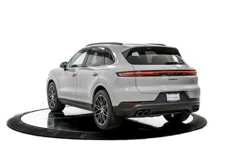 Chalk 2026 Porsche Cayenne Cayenne