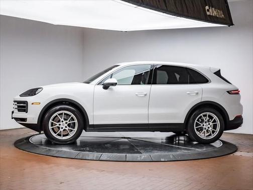 2025 Porsche Cayenne Base