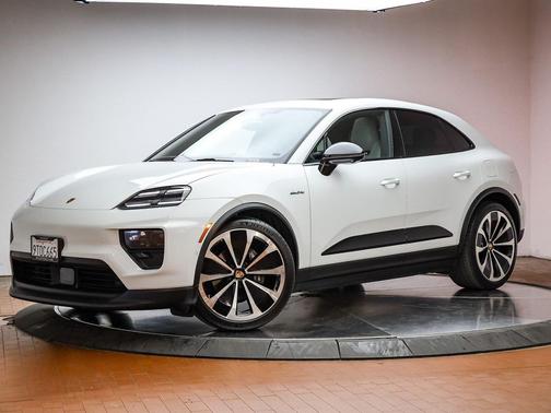 2025 Porsche Macan Electric