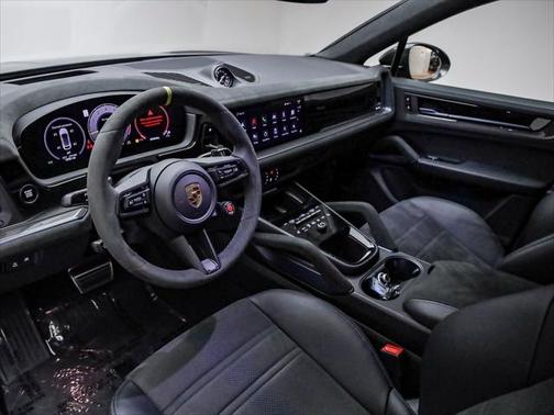 2024 Porsche Cayenne Turbo GT