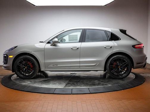 2026 Porsche Macan GTS