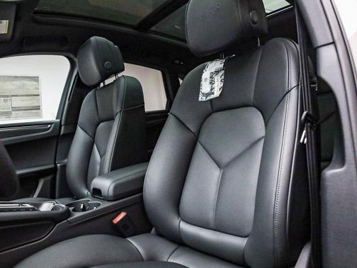 2026 Porsche Macan GTS