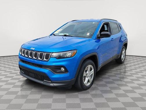 Hydro Blue Pearlcoat 2024 Jeep Compass Latitude
