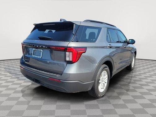 Carbonized Gray 2026 Ford Explorer Active