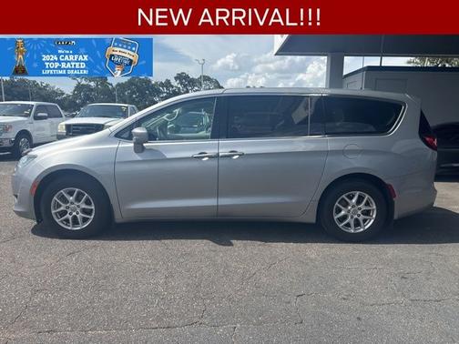 2020 Chrysler Pacifica TOURING