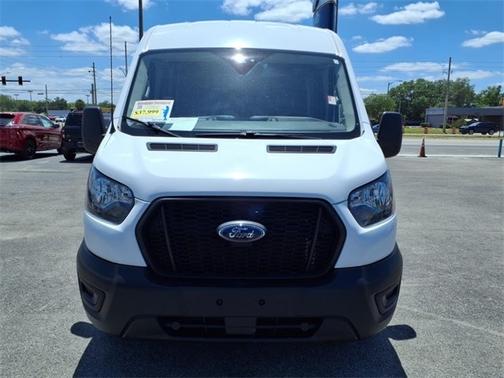 2023 Ford Transit-250 BASE