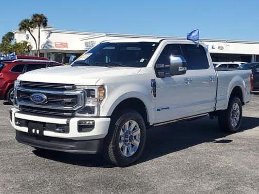 2022 Ford F-350 PLATINUM