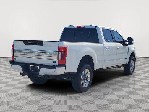 2022 Ford F-350 PLATINUM