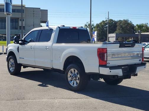 2022 Ford F-350 PLATINUM