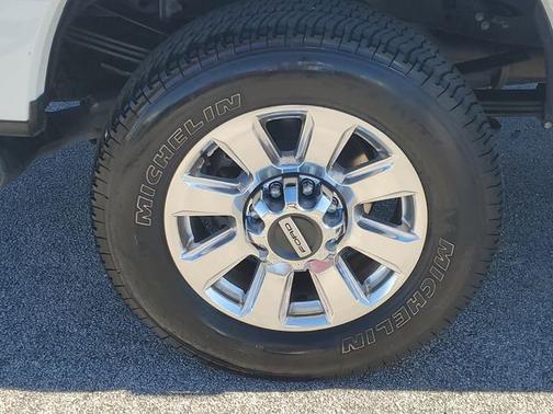 2022 Ford F-350 PLATINUM