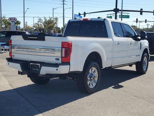 2022 Ford F-350 PLATINUM