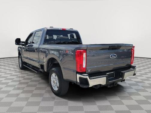 CARBONIZED GRAY 2025 Ford F-250 XLT