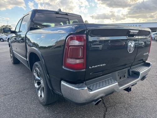 Diamond Black 2022 RAM 1500 LIMITED