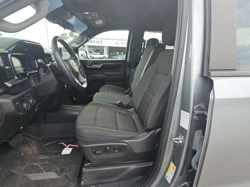 Sterling Gray Metallic 2024 Chevrolet Silverado 1500 LT