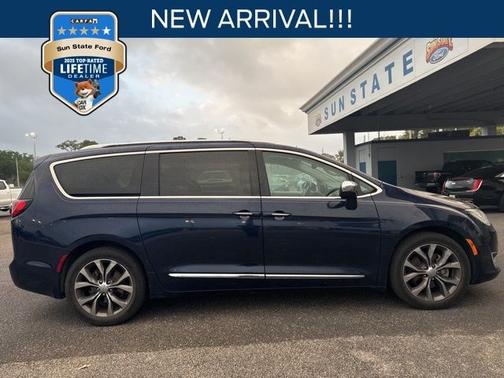 Jazz Blue Pearlcoat 2017 Chrysler Pacifica LIMITED