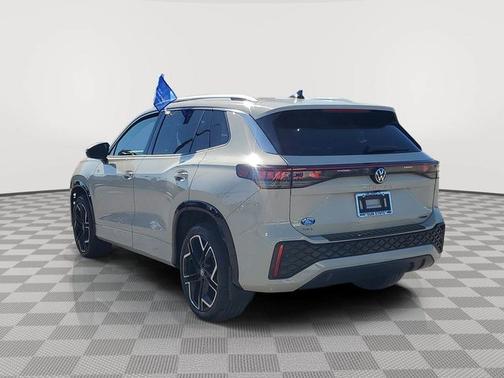 2025 Volkswagen Tiguan 2.0T SEL R-LINE