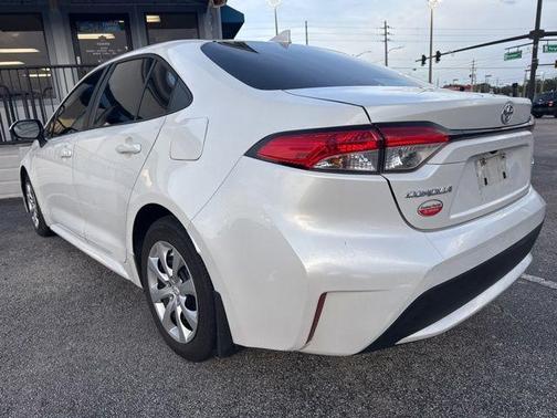 White 2022 Toyota Corolla LE