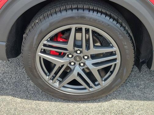 RAPID RED MET TINTED CC 2025 Ford Explorer ST-LINE