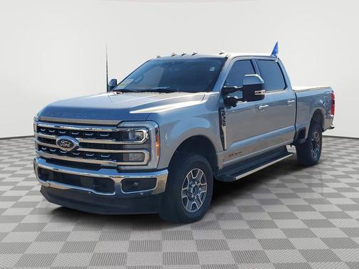 2023 Ford F-350 LARIAT SUPER DUTY