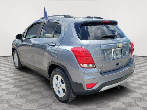 Steel Metallic 2019 Chevrolet Trax LT