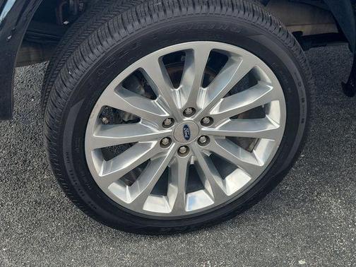 Black Metallic 2019 Ford F-150 Limited