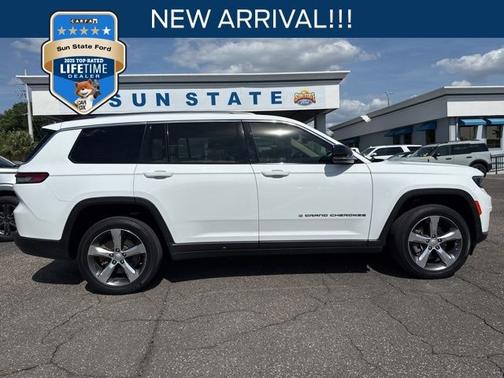 Bright White Clearcoat 2021 Jeep Grand Cherokee LIMITED