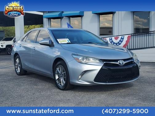 2017 Toyota Camry SE
