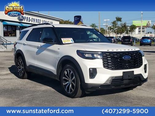 2025 Ford Explorer ST-LINE