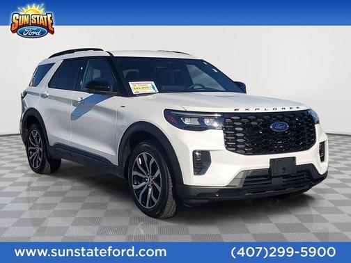 2025 Ford Explorer ST-LINE